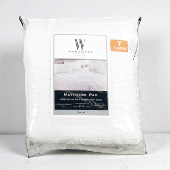 Wamsutta Other - Wamsutta White Quilted Mattress Cover Luxurious Protector